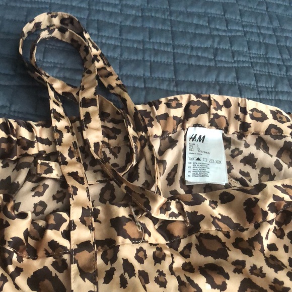 H&M Leopard print silky pj pants lounge bottoms size LG elastic drawstring long - Picture 3 of 5